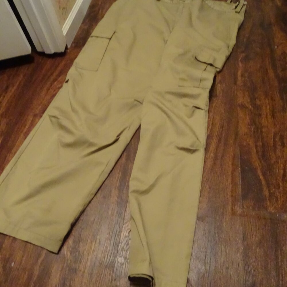 SIZE 4 khaki pants, waist 50 length 34, cargo style